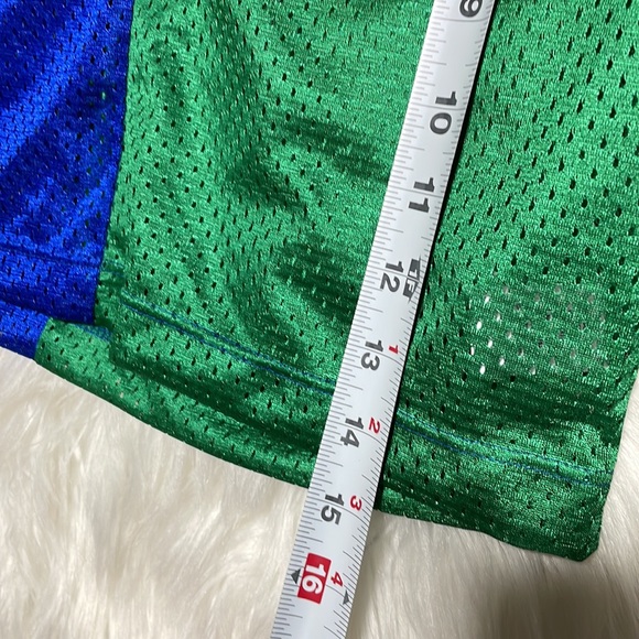 NWT (S) ARTISTIX perforated breathable crop sports Royal blue green color-block - Picture 5 of 8